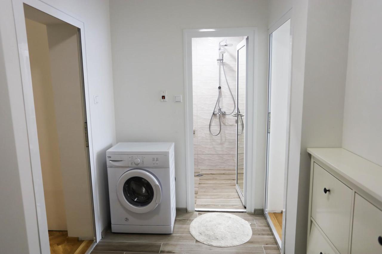 White Central Apartment Varna Exterior foto